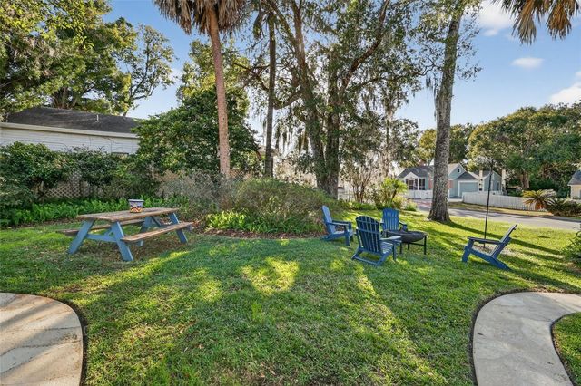936 N BAKER STREET, Mount Dora, FL 32757