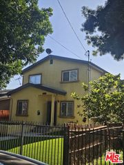 858 W 43rd Place, Los Angeles, CA 90037