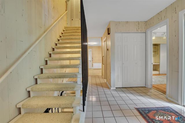 114 Richmond Drive, Manchester, CT 06042