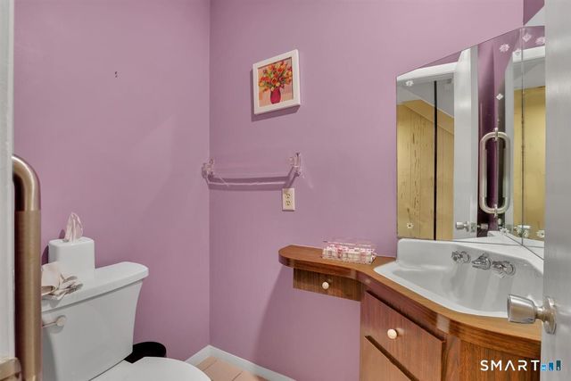 114 Richmond Drive, Manchester, CT 06042