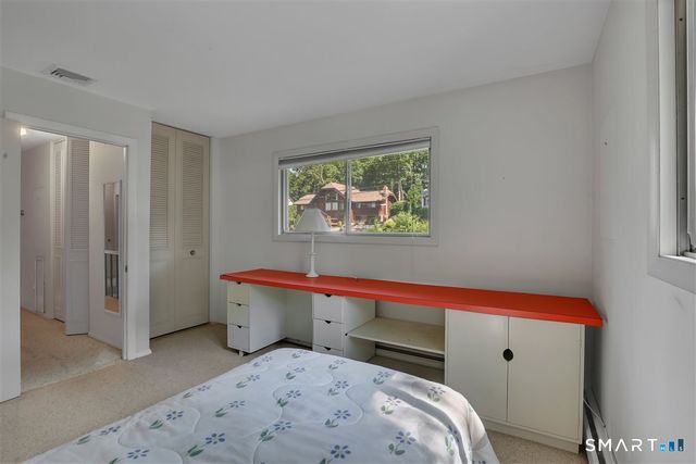 114 Richmond Drive, Manchester, CT 06042