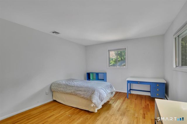 114 Richmond Drive, Manchester, CT 06042