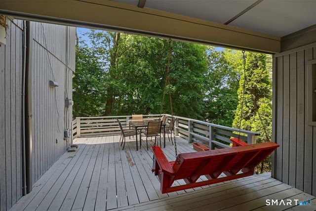 114 Richmond Drive, Manchester, CT 06042