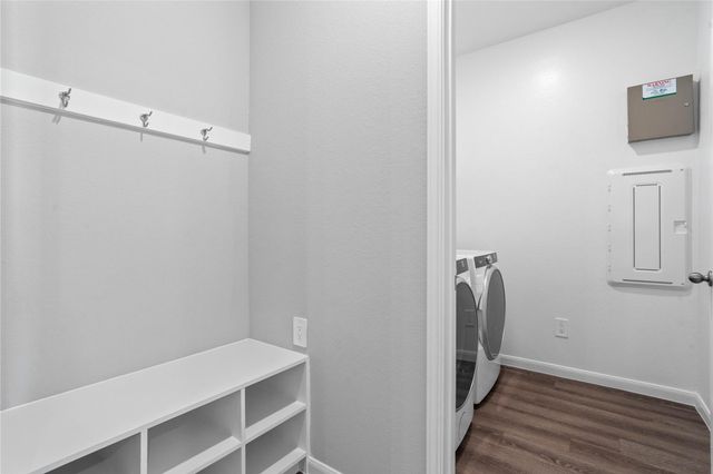 19733 Flag View Drive, Montgomery, TX 77316