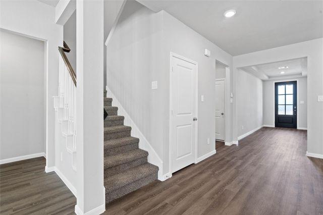19733 Flag View Drive, Montgomery, TX 77316