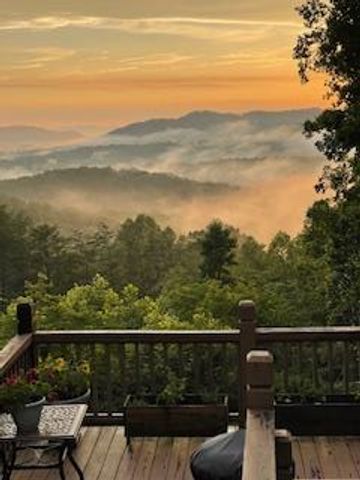 238 Ridge View Lane, Hayesville, NC 28904
