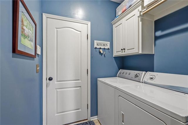 1522 Ventnor Lane, Raymore, MO 64083