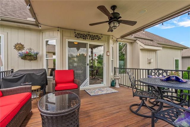1522 Ventnor Lane, Raymore, MO 64083