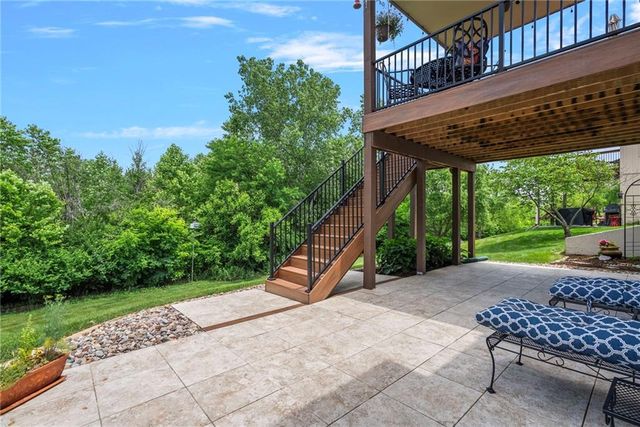 1522 Ventnor Lane, Raymore, MO 64083