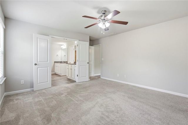 121 W Lexington Avenue, Griffin, GA 30223