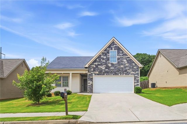 121 W Lexington Avenue, Griffin, GA 30223