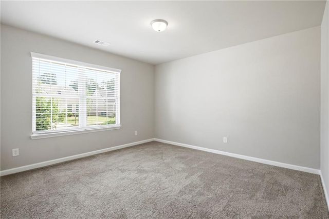 121 W Lexington Avenue, Griffin, GA 30223