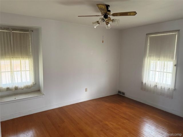16001 Collingham Drive, Detroit, MI 48205