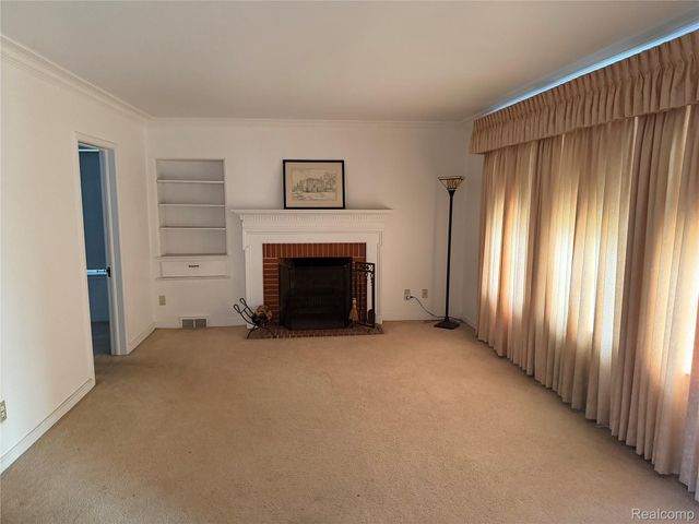 16001 Collingham Drive, Detroit, MI 48205