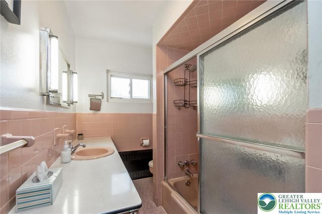 1056 Graham Street, Bethlehem, PA 18015