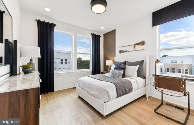 43763 ORCHID DOVE TER, Ashburn, VA 20147