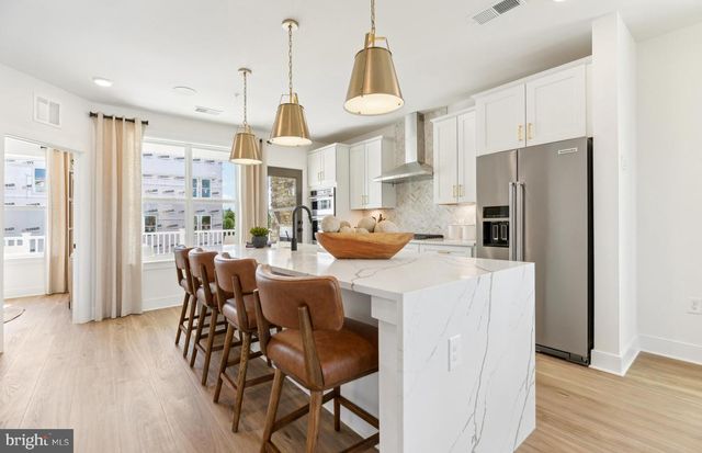 43763 ORCHID DOVE TER, Ashburn, VA 20147