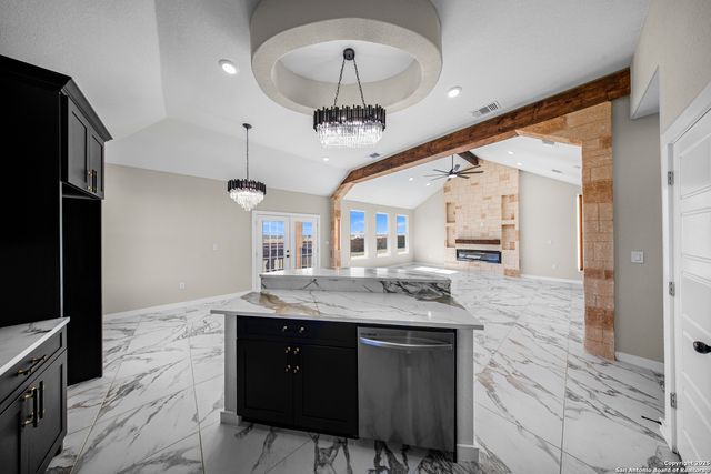 165 Flor Del Sol, San Antonio, TX 78264