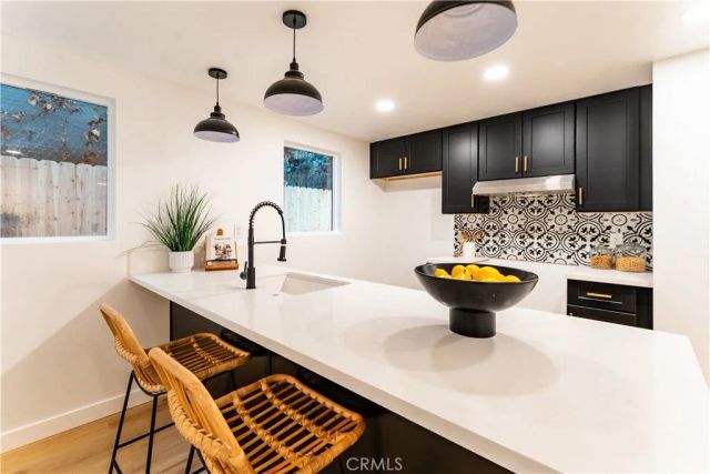 1189 Crehnshaw, Los Angeles, CA 90019