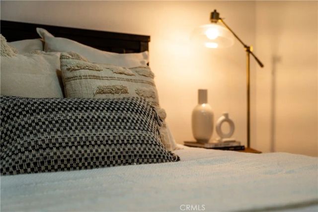 1189 Crehnshaw, Los Angeles, CA 90019