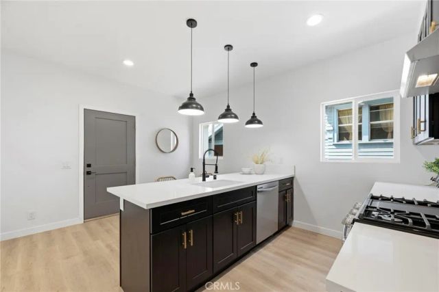 1189 Crehnshaw, Los Angeles, CA 90019