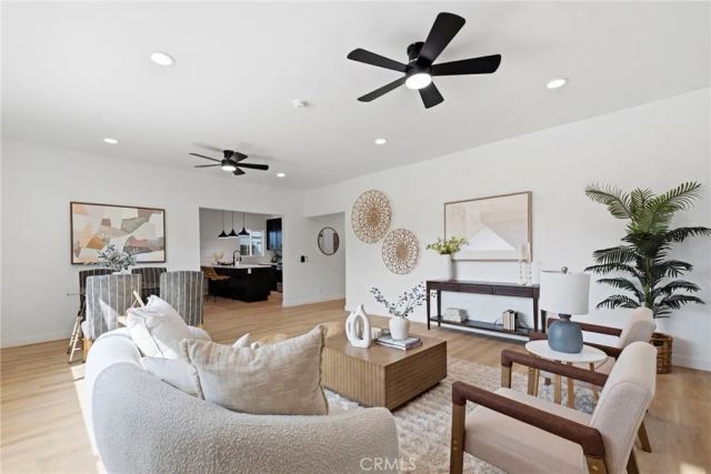 1189 Crehnshaw, Los Angeles, CA 90019