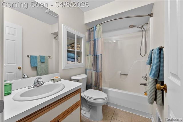 2662 Packard Street, Ann Arbor, MI 48104