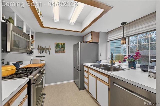 2662 Packard Street, Ann Arbor, MI 48104
