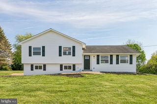 2720 W CHESTER RD, Downingtown, PA 19335