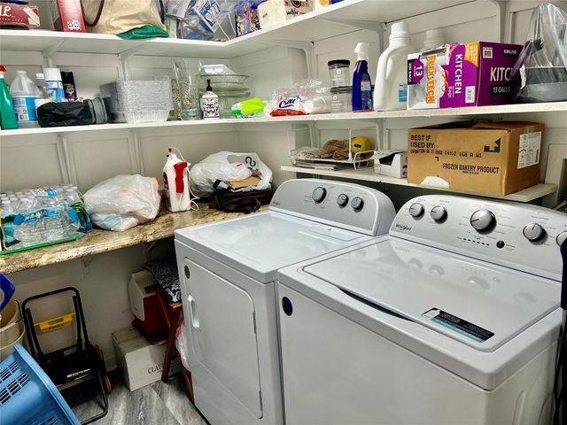 9787 N BELFORT Circle 307, Tamarac, FL 33321