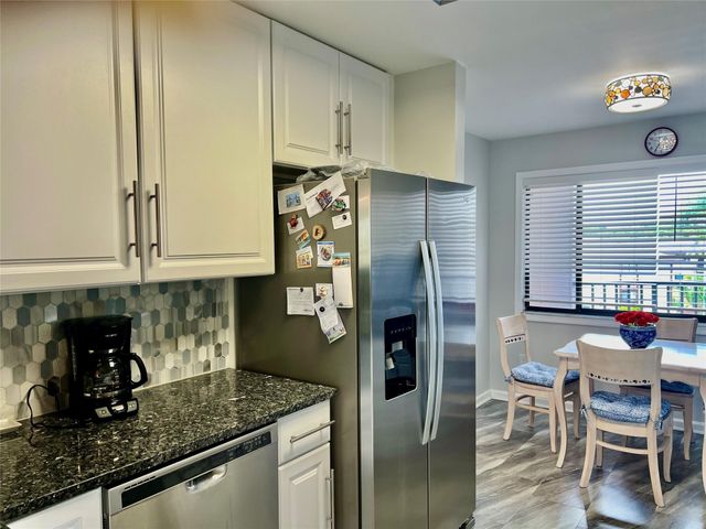 9787 N BELFORT Circle 307, Tamarac, FL 33321