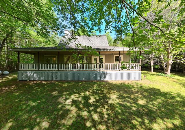 1493 Greasy Creek Road, Brasstown, NC 28902