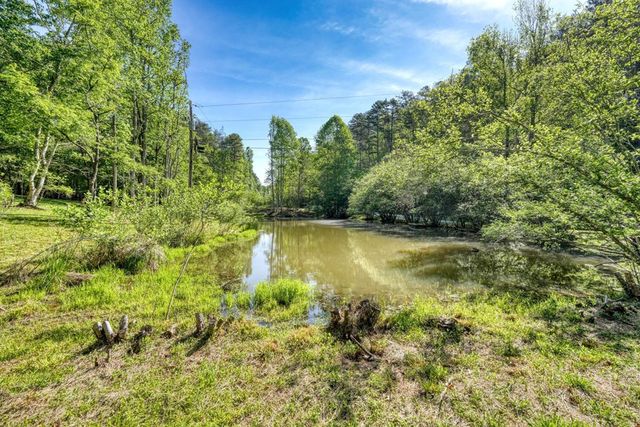 1493 Greasy Creek Road, Brasstown, NC 28902