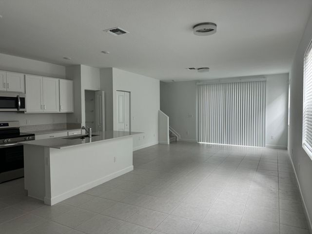 4663 Hollister Avenue, Greenacres, FL 33463