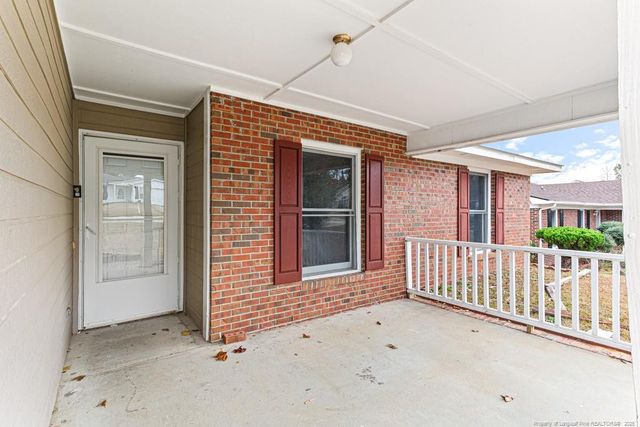 1635 Winnabow Drive, Fayetteville, NC 28304