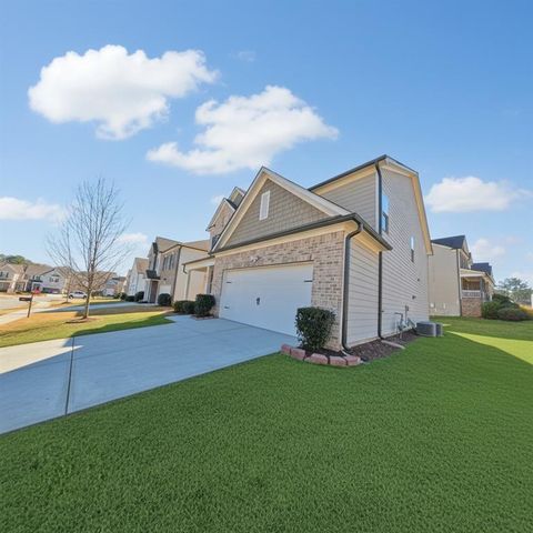 87 Round Pond Drive, Lilburn, GA 30047