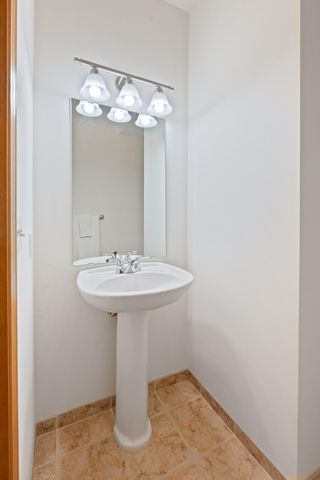 2565 Franklin Avenue 313, Saint Paul, MN 55114