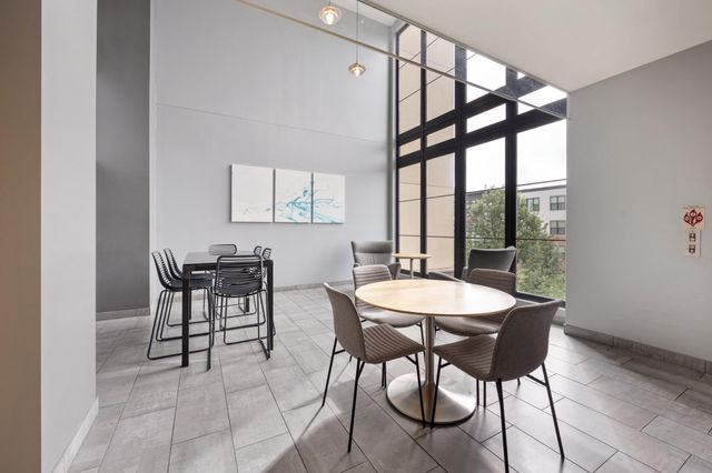 2565 Franklin Avenue 313, Saint Paul, MN 55114