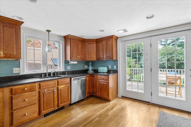 70 Church St, Weymouth, MA 02189