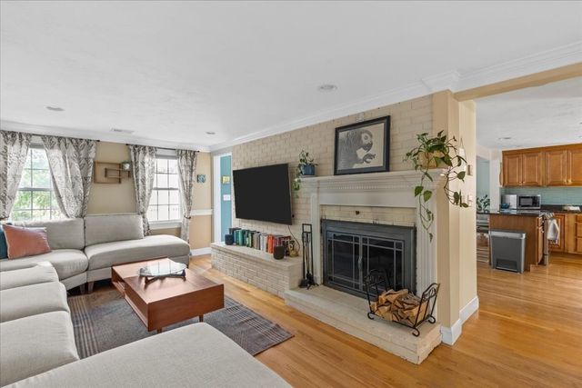 70 Church St, Weymouth, MA 02189