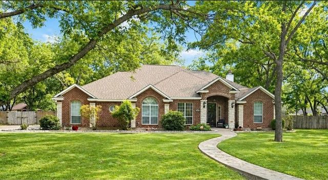 8803 Hampton South Court, Granbury, TX 76049