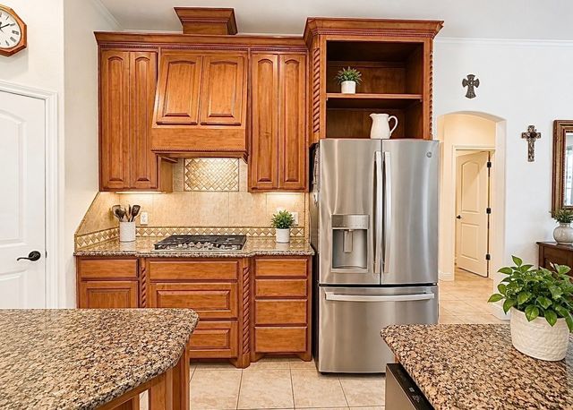 8803 Hampton South Court, Granbury, TX 76049