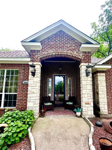 8803 Hampton South Court, Granbury, TX 76049