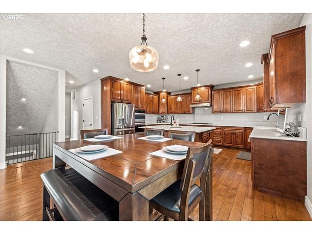 1852 N COLUMBIA RIDGE Way, Washougal, WA 98671