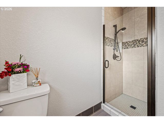 1852 N COLUMBIA RIDGE Way, Washougal, WA 98671