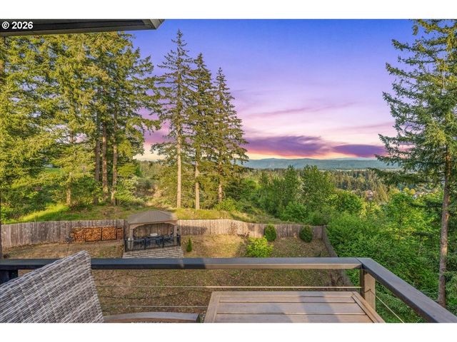 1852 N COLUMBIA RIDGE Way, Washougal, WA 98671