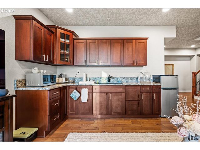 1852 N COLUMBIA RIDGE Way, Washougal, WA 98671