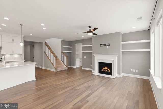 121 COWBIRD ST, Lake Frederick, VA 22630
