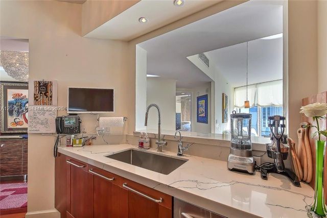333 Las Olas Way 2101, Fort Lauderdale, FL 33301