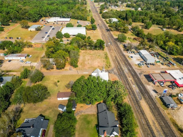 509 Taylor Street, Daingerfield, TX 75638